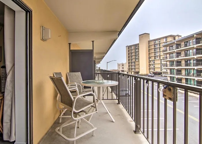 Apartment Steps To Ocean With Balcony Ocean Stadt